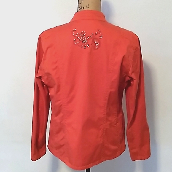💕CHICO’S🌸
🧡PRICE REDUCED zip front Embellished Rhinestones Jacket Lg fitted🧡 - Picture 4 of 5